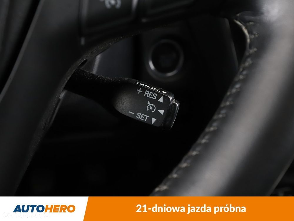Toyota Avensis 1.8 Business Edition - 29