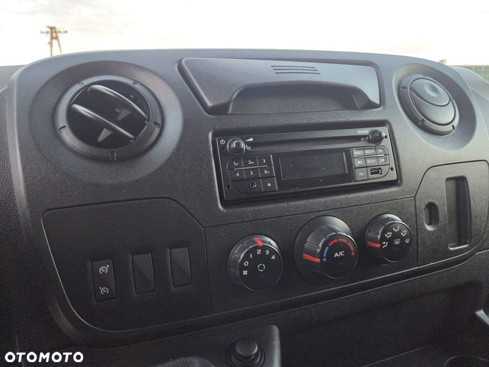 Renault MASTER MOVANO NV400 L2H2 2.3DCI 130KM KLIMA CZUJNIKI ZADBANY ORYGINAŁ LAKIER DO JAZDY - 10