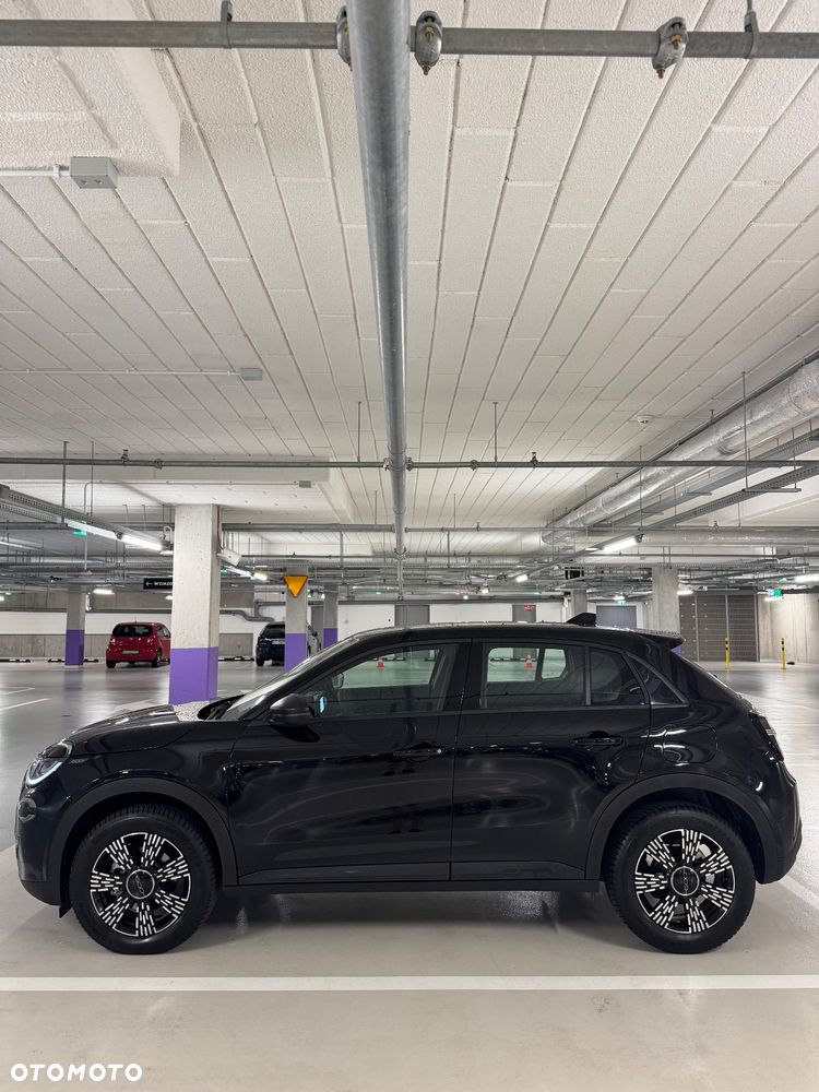 Fiat 600 HYBRID 125 Jahre Edition - 4