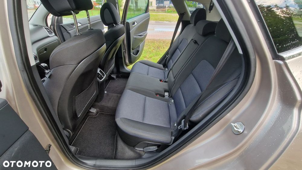 Hyundai Tucson blue 1.7 CRDi 2WD Passion Plus - 10