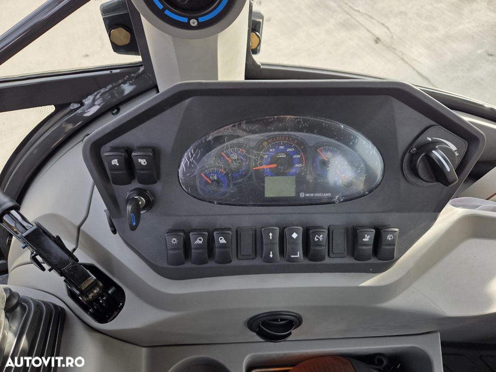 New Holland ROTI EGALE, 89kW-120CP, BRAT extensibil adanc sapare 6m, Powershift, cupa mulfufntionala 4x1 cu FURCI, Anvelope Michelin, Aer conditionat, Cutie automata, Radio, Certificat CE, garantie 1 an, posibilitate leasing 4 ani, PROMOTIE 86.900 EUR+Tva - 19