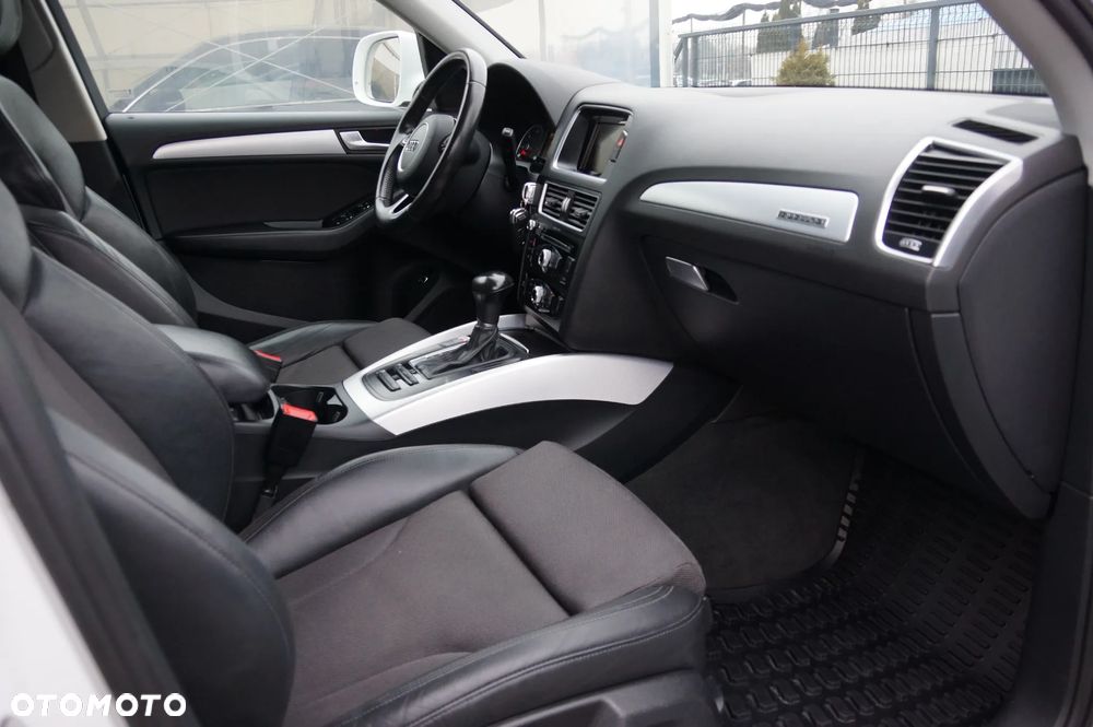 Audi Q5 2.0 TDI Quattro (clean diesel) S tronic - 25