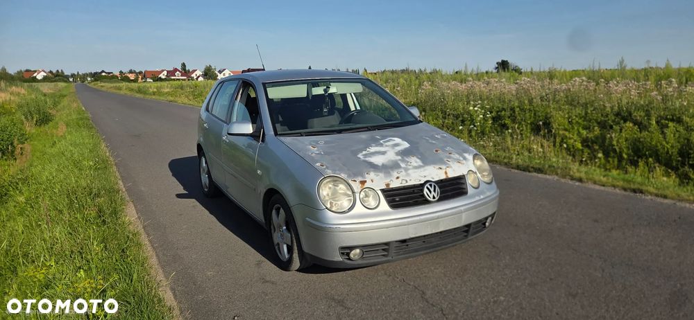 Volkswagen Polo 1.9 TDI Highline - 1
