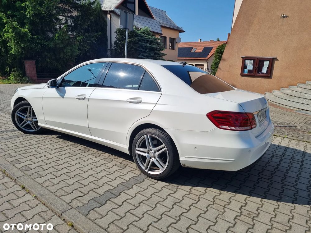 Mercedes-Benz Klasa E 200 CDI DPF BlueEFFICIENCY 7G-TRONIC - 6