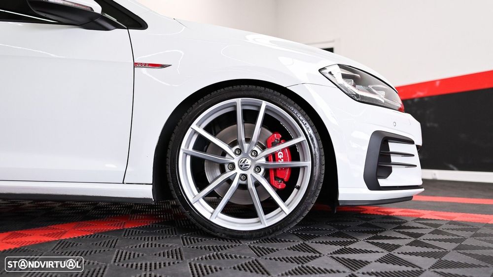 VW Golf 2.0 TSI GTI DSG Performance - 22