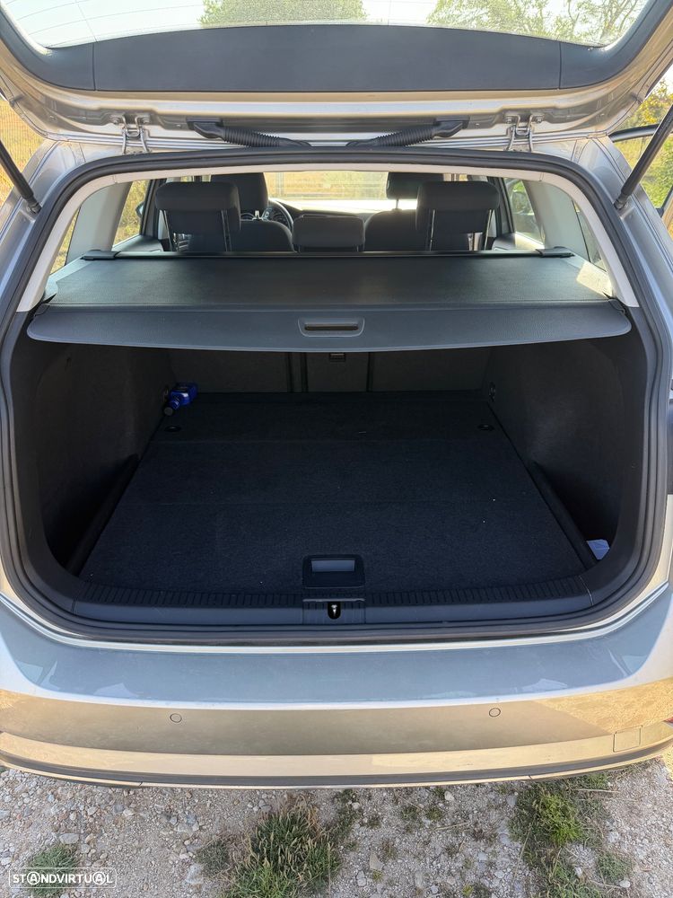 VW Golf Variant 1.6 TDi Confortline - 6