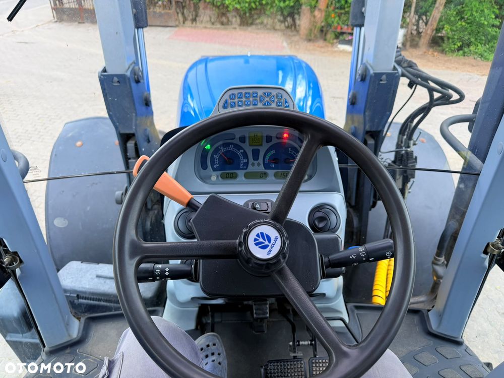 New Holland T 7050 - 30