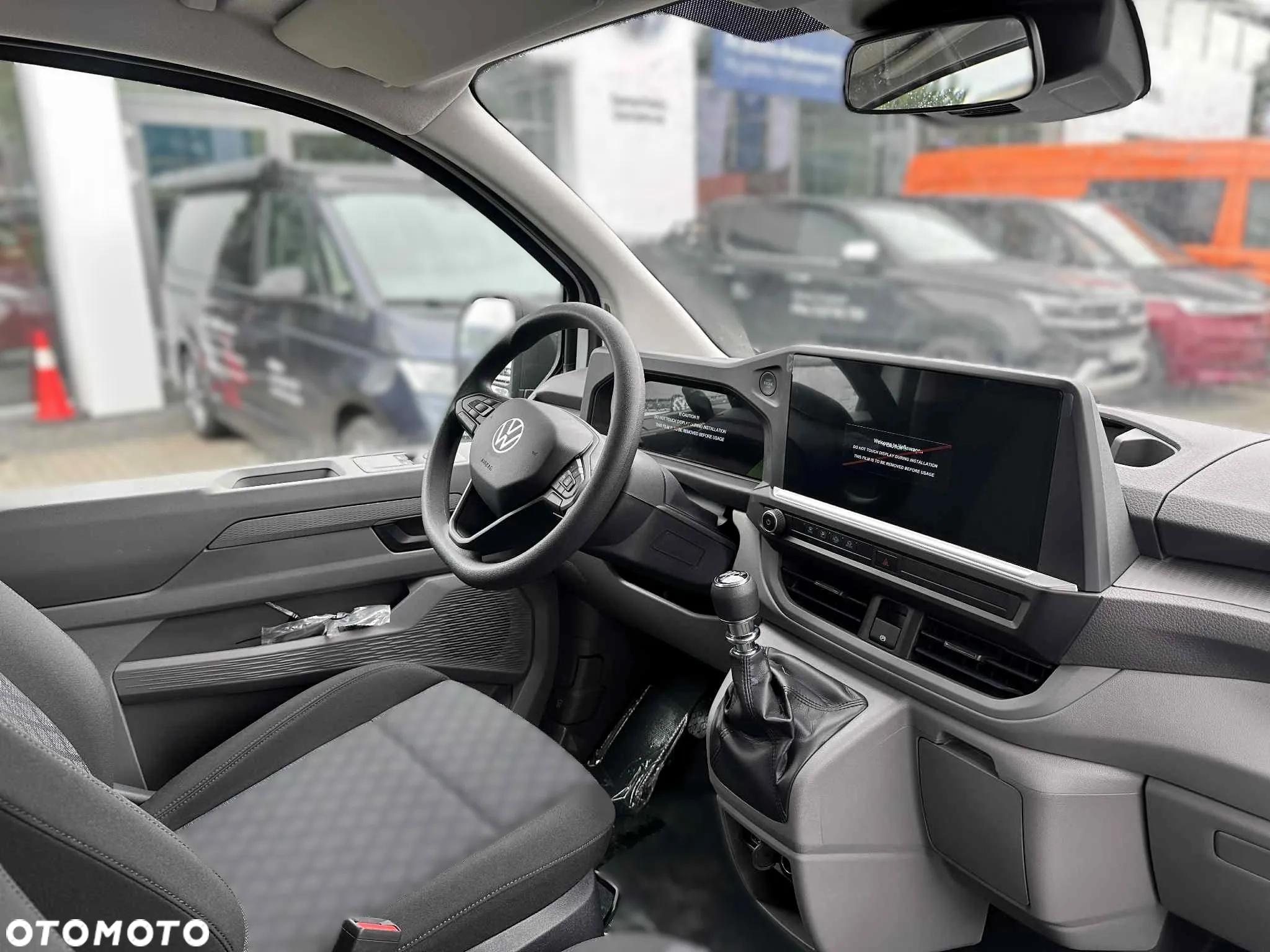 Volkswagen Transporter T7 - 16