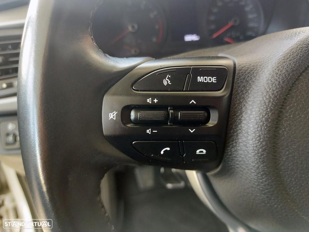 Kia Rio 1.2 CVVT Dynamic - 18