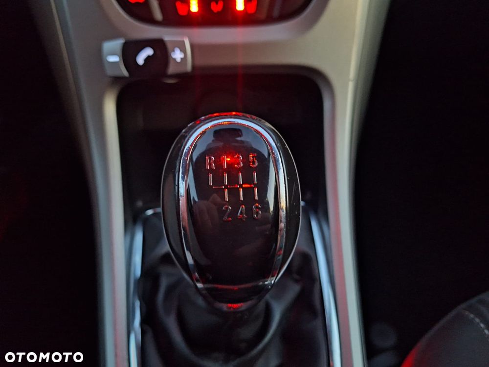 Opel Astra 1.4 Turbo Color Edition - 14