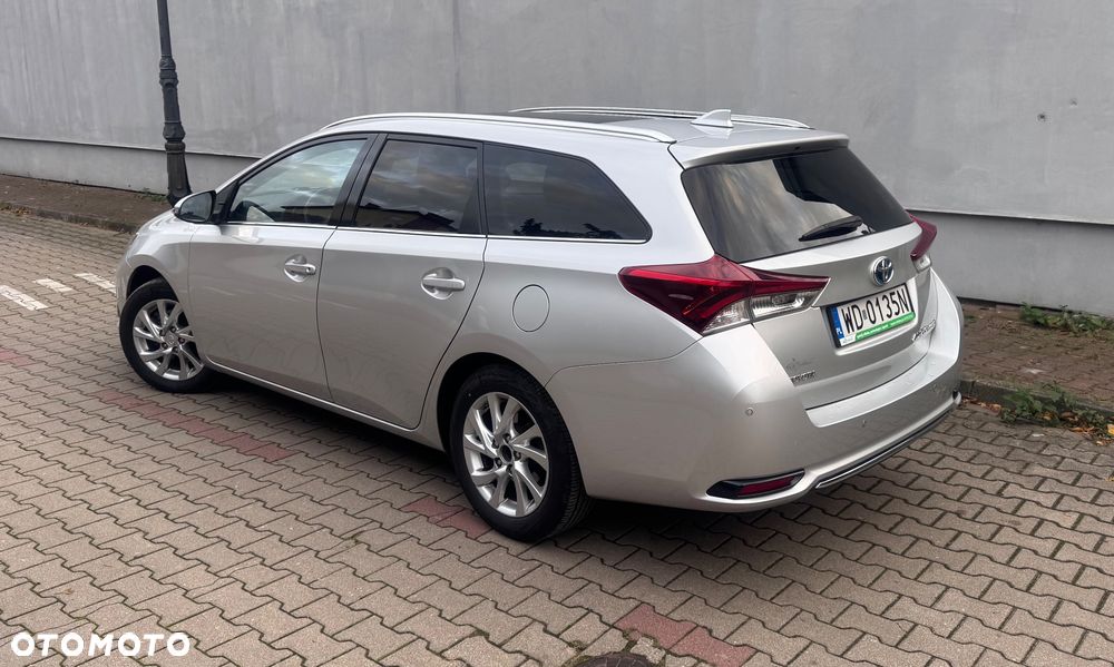 Toyota Auris 1.8 VVT-i Automatik Comfort - 4