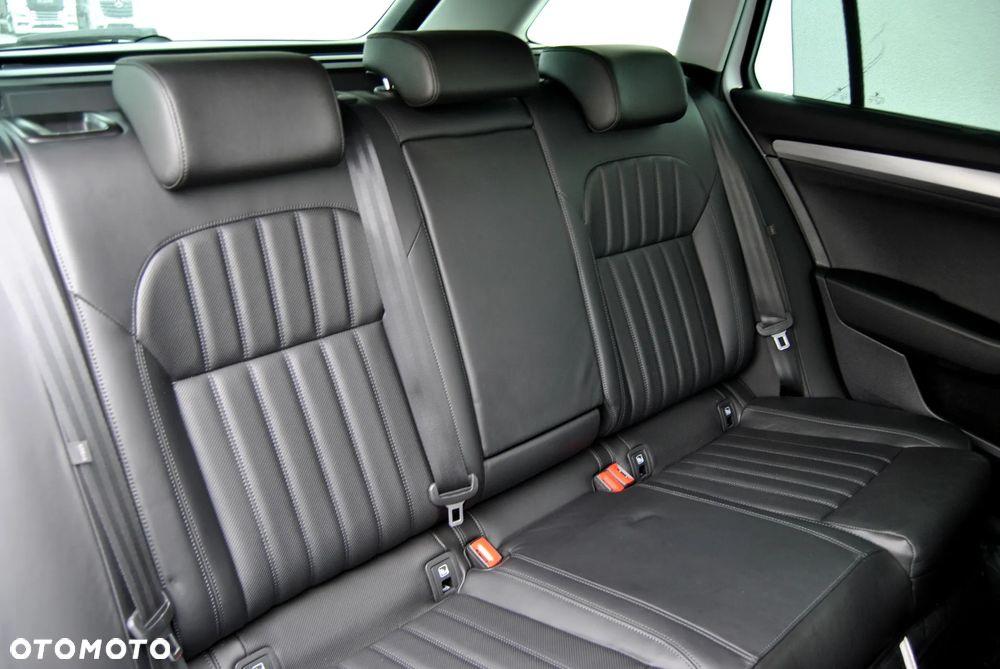 Skoda Superb 2.0 TDI 4x4 DSG Style - 24