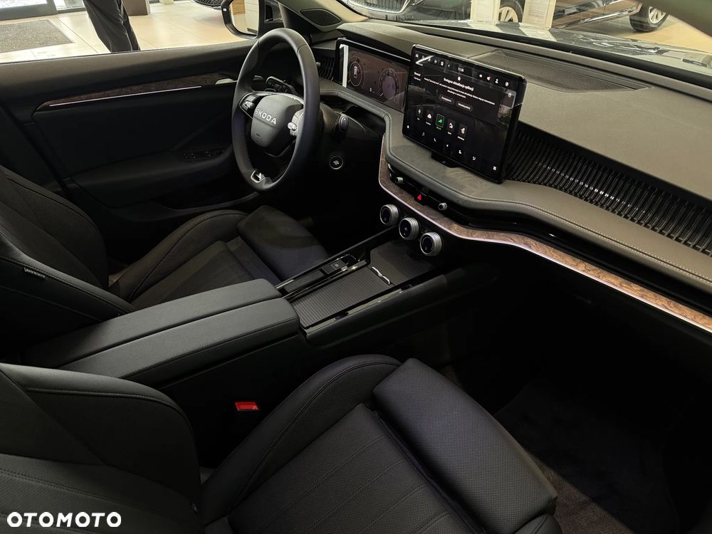 Skoda Superb 2.0 TDI SCR 4x4 L&K DSG - 11