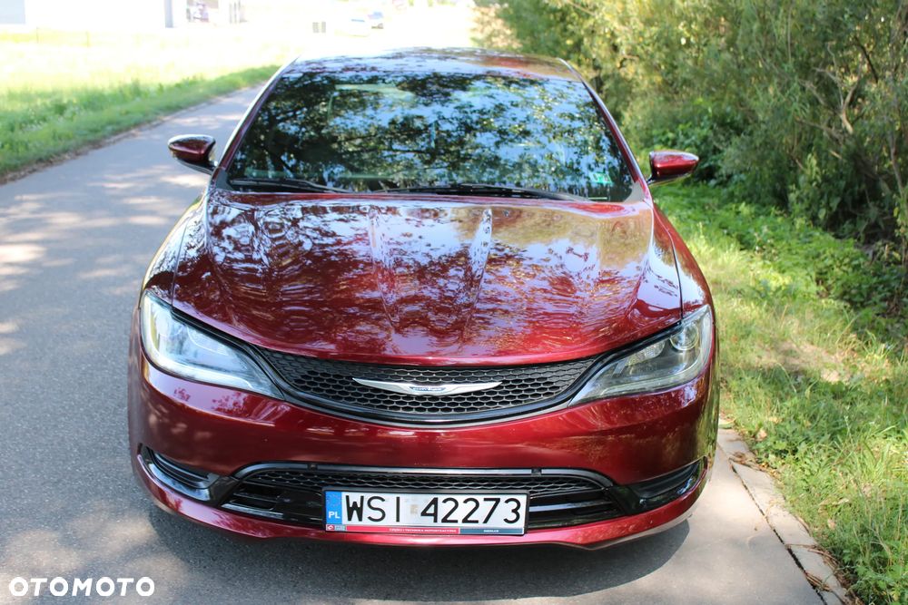 Chrysler 200 - 5