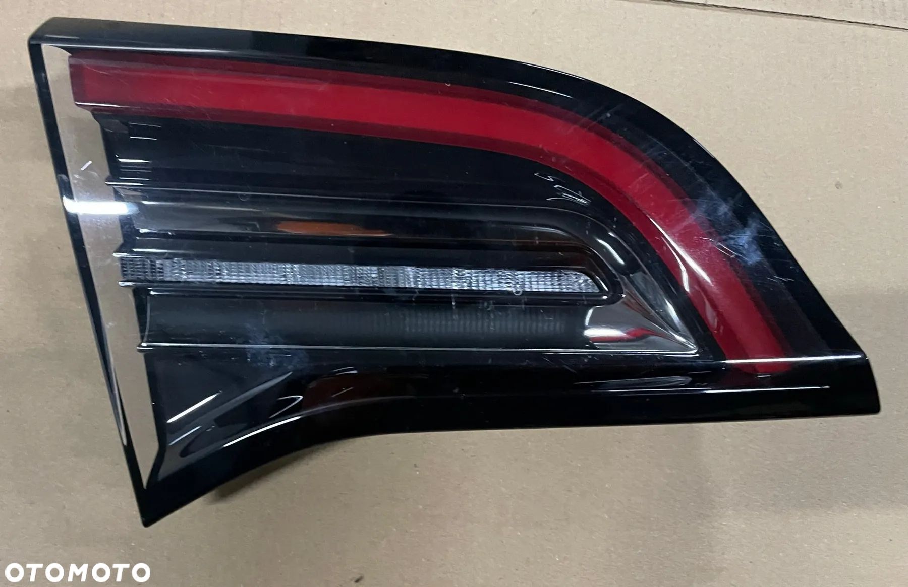 TESLA model Y 3 III lift lampa lewa tył tylna w klapę - 1