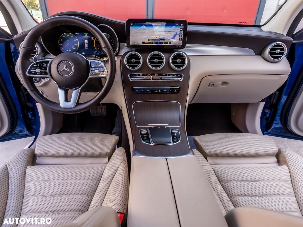Mercedes-Benz GLC 300 4MATIC MHEV - 19