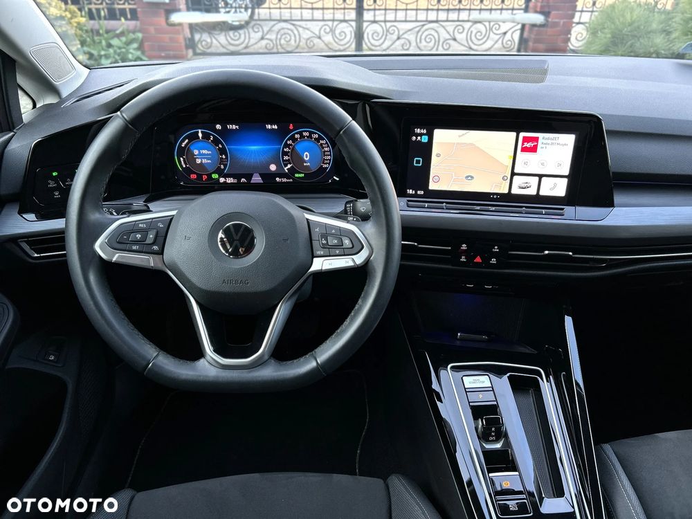 Volkswagen Golf - 29