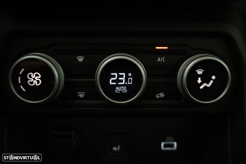 Dacia Sandero - 12