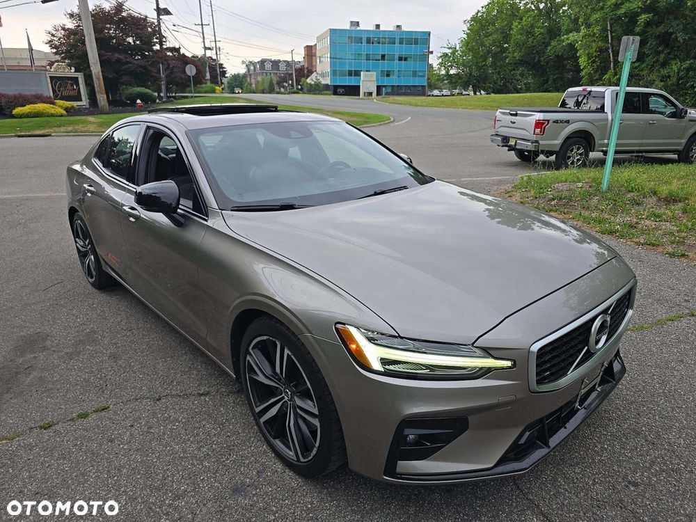 Volvo S60 T6 AWD R-Design - 2