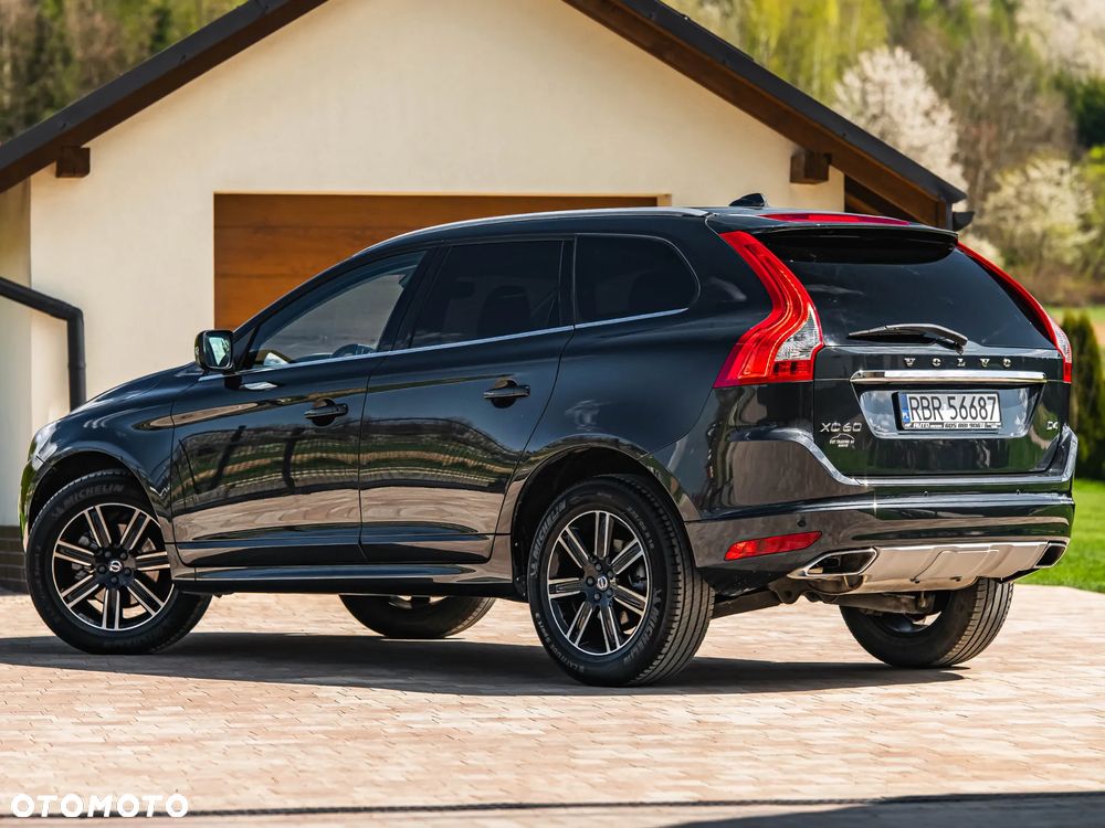 Volvo XC 60 D4 Momentum - 38