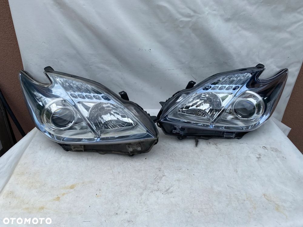 lampy toyota prius III 3 komplet eu całe - 1