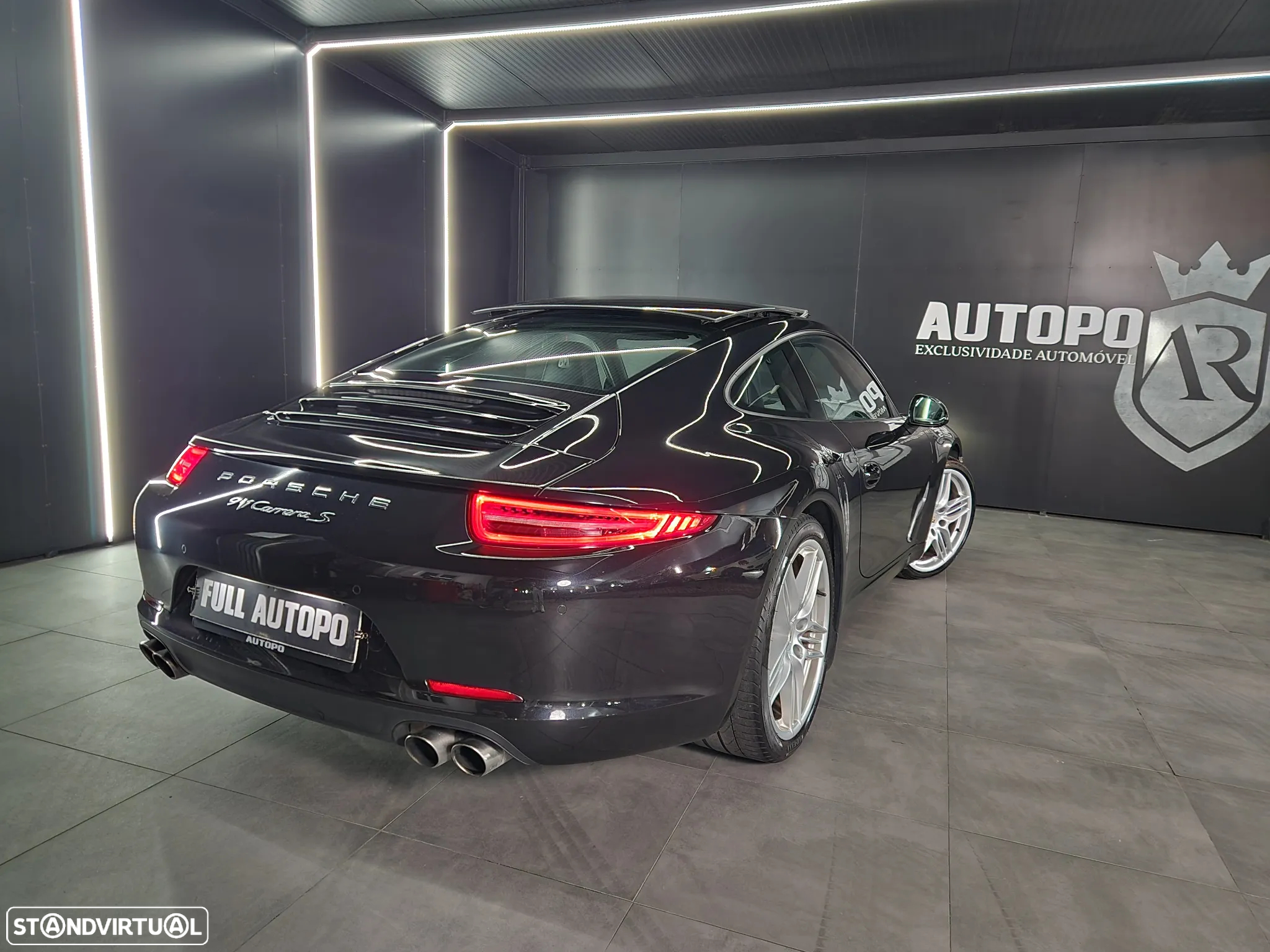 Porsche 911 (991) Carrera 4 S PDK - 32