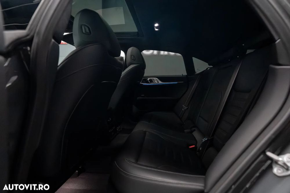 BMW M4 M440i xDrive Gran Coupe - 26