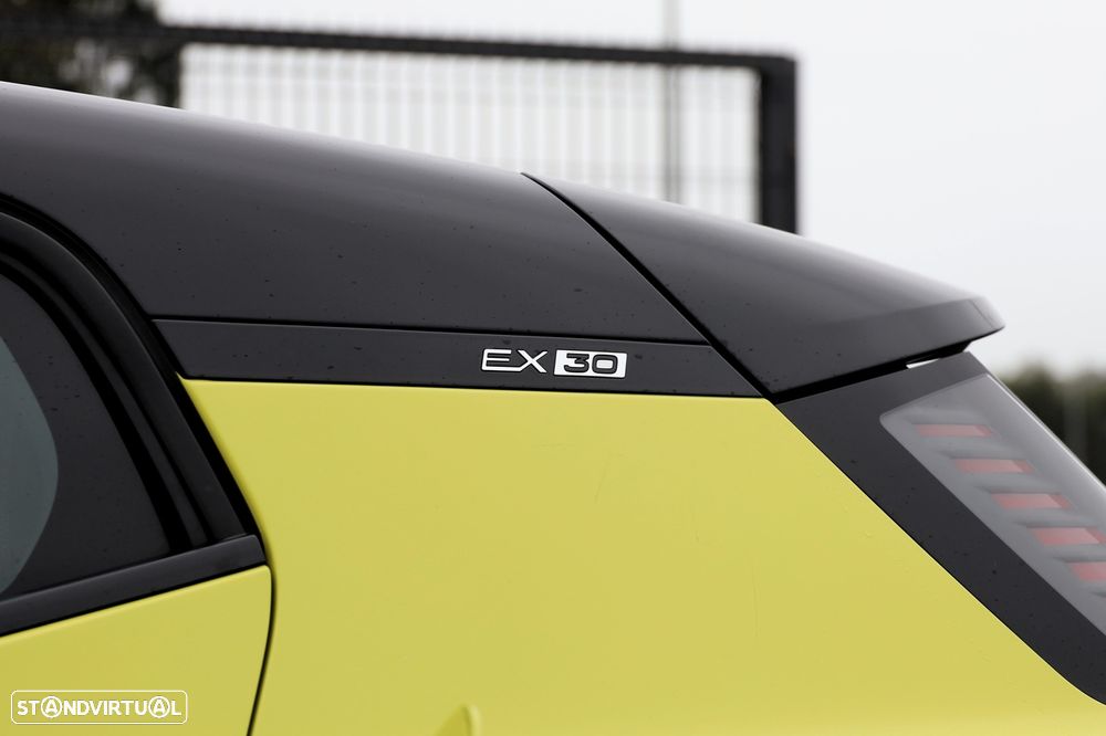 Volvo EX30 69 kWh Single Motor Extended Range Plus - 31