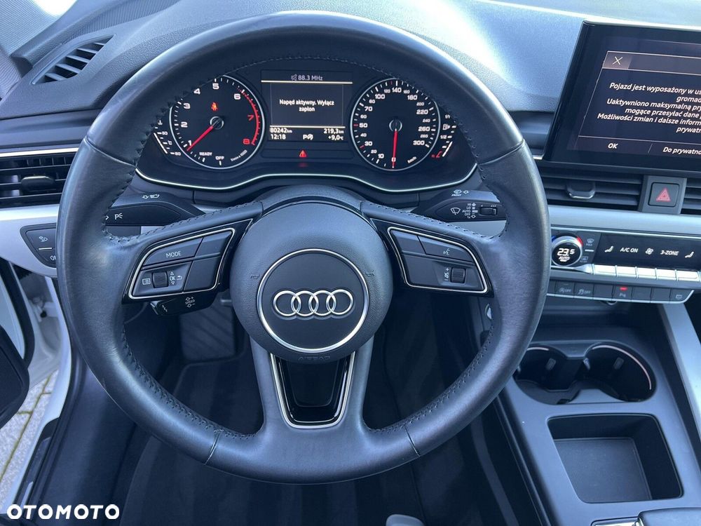 Audi A4 Limousine - 16