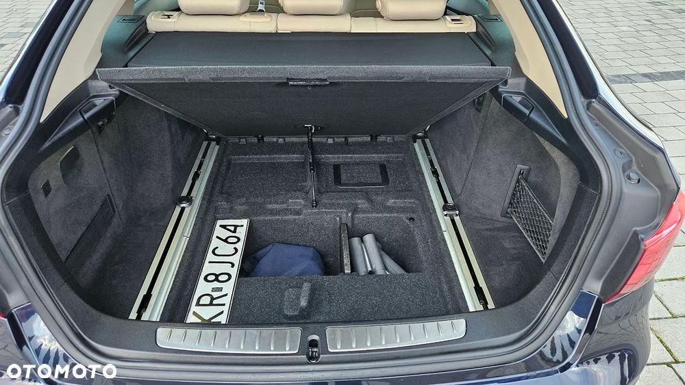 BMW Seria 3 320d Luxury Line - 14