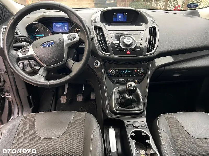 Ford Kuga 2.0 TDCi FWD Titanium - 10