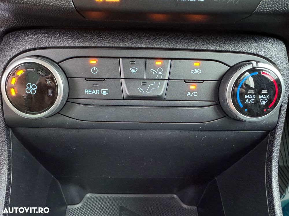 Ford Fiesta 1.0 EcoBoost Trend - 22