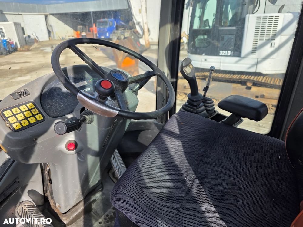 Volvo L30B incarcator frontal miniincarcator vola minivola compact - 8