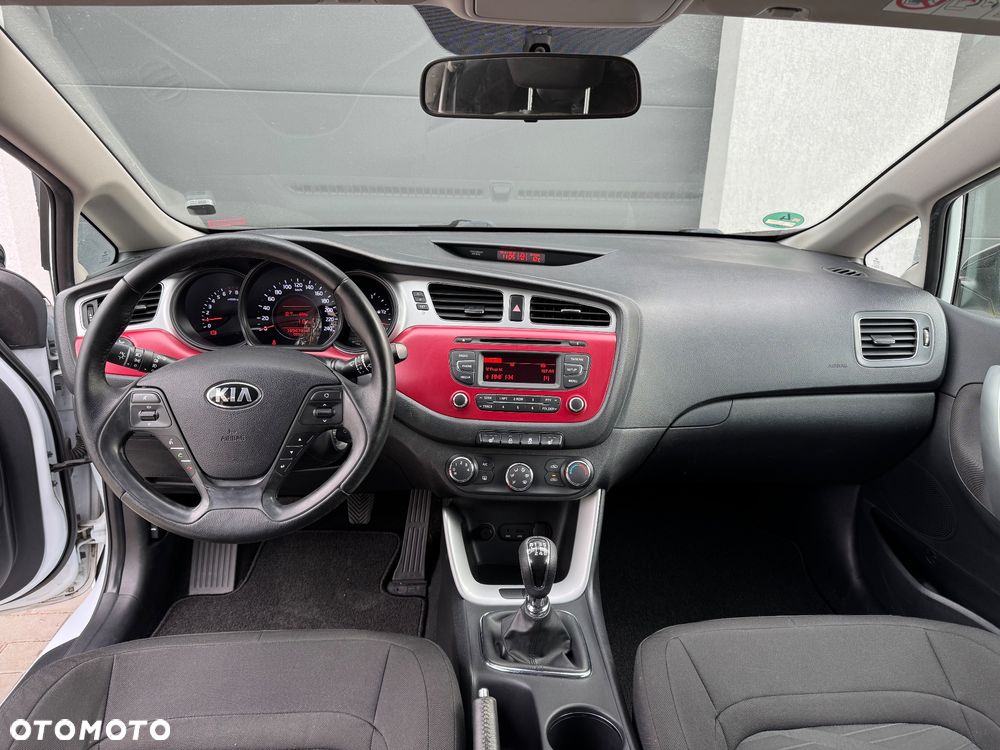 Kia ProCeed 1.6 GDI Spirit - 17