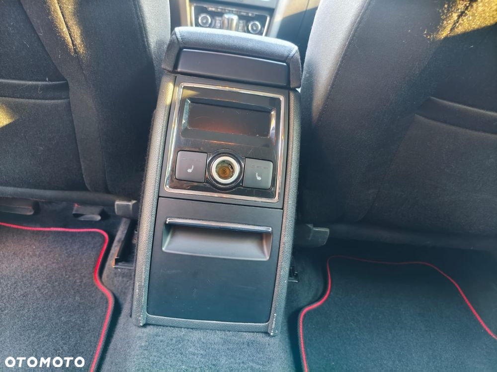 Skoda Superb 2.0 TDI Elegance DSG - 15