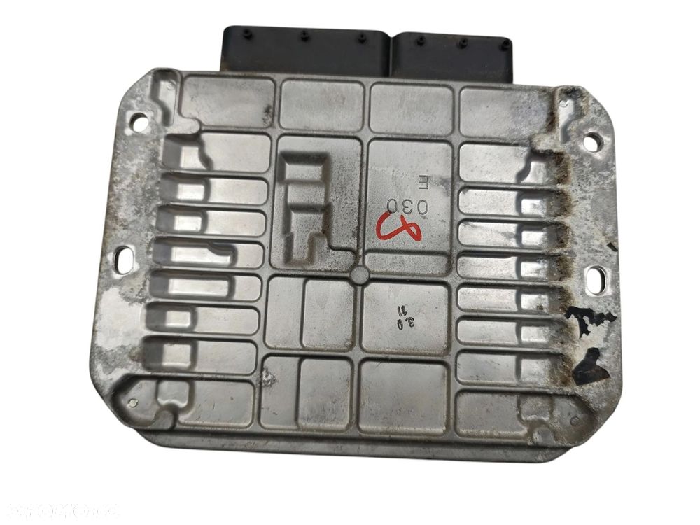 KOMPUTER STEROWNIK SILNIKA MITSUBISHI ASX LIFT (2012-2016) 1.8 DI-D 150KM 1860C106 275700-2952 - 3