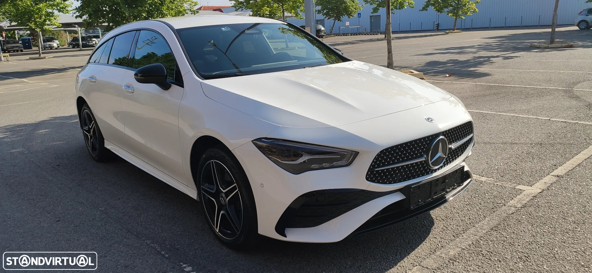 Mercedes-Benz CLA 250 e Shooting Brake AMG Line - 4