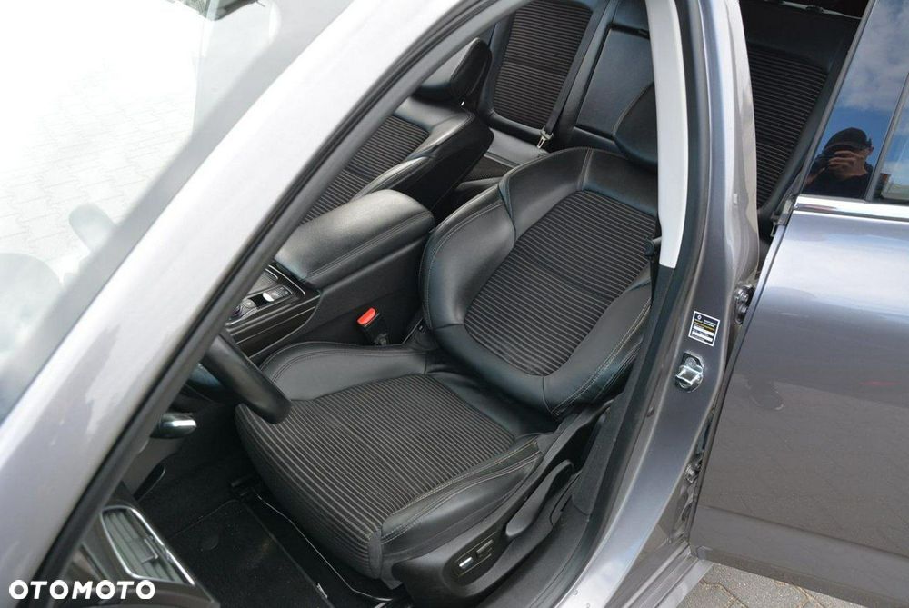 Renault Talisman ENERGY TCe 200 EDC INTENS - 23