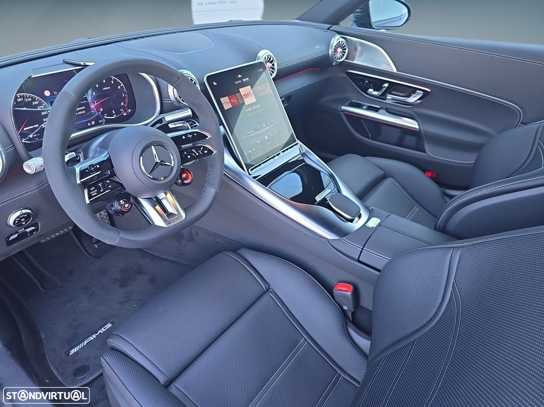 Mercedes-Benz AMG GT 63 4Matic+ - 11
