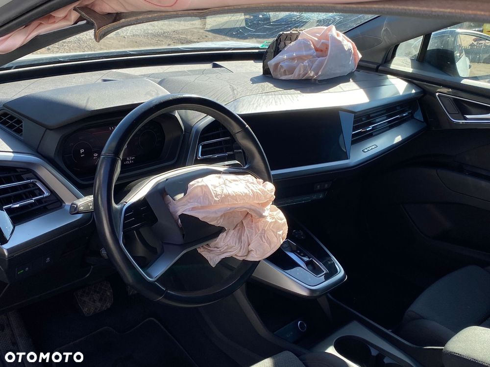 Audi Q4 Sportback e-tron - 12