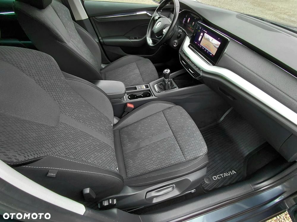 Skoda Octavia 1.5 TSI ACT Style - 10