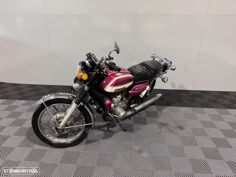 Suzuki GT 750 J - 2