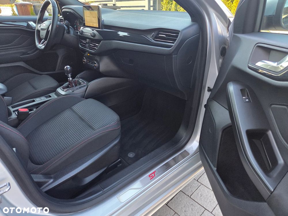 Ford Focus 1.0 EcoBoost ST-Line ASS - 28