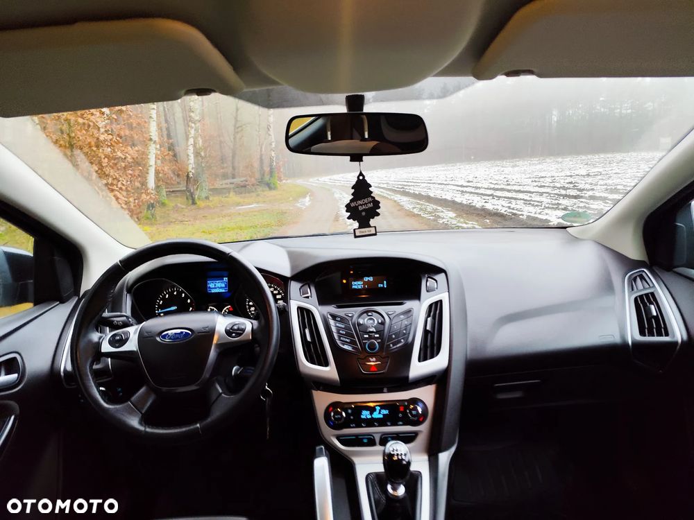 Ford Focus 1.0 EcoBoost Trend - 17
