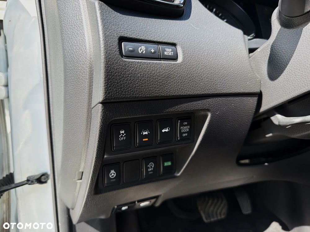 Nissan X-Trail 1.3 DIG-T N-Connecta 2WD DCT - 20