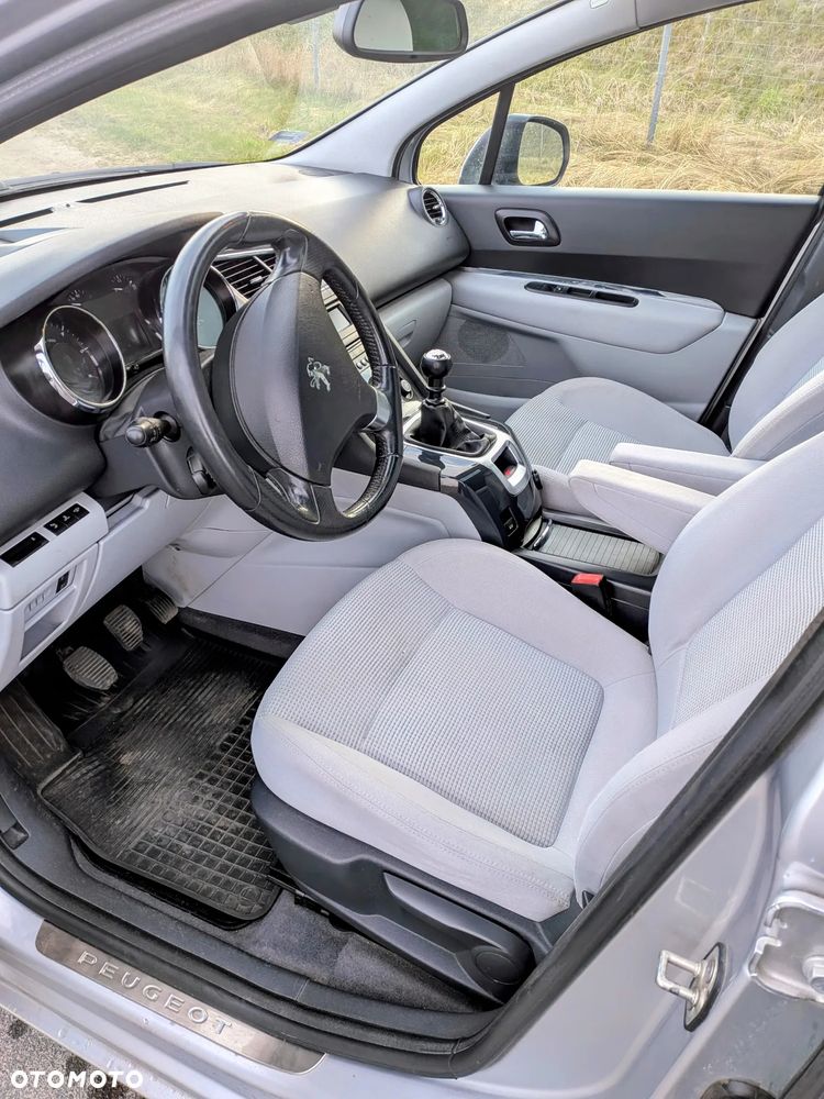 Peugeot 5008 - 4
