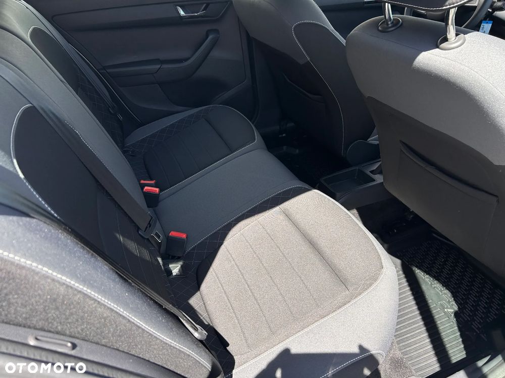 Skoda Fabia 1.0 TSI Tour - 14