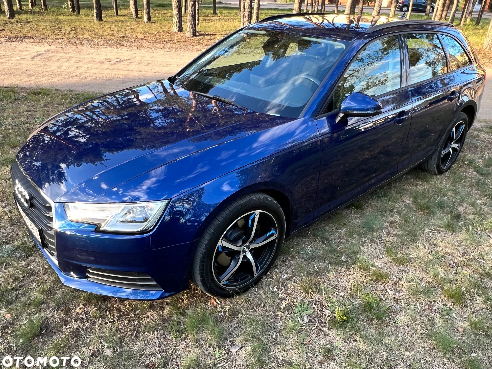 Audi A4 Avant g-tron 2.0 TFSI S tronic - 1