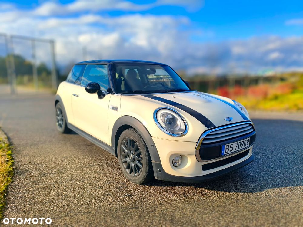 MINI Cooper Standard - 1