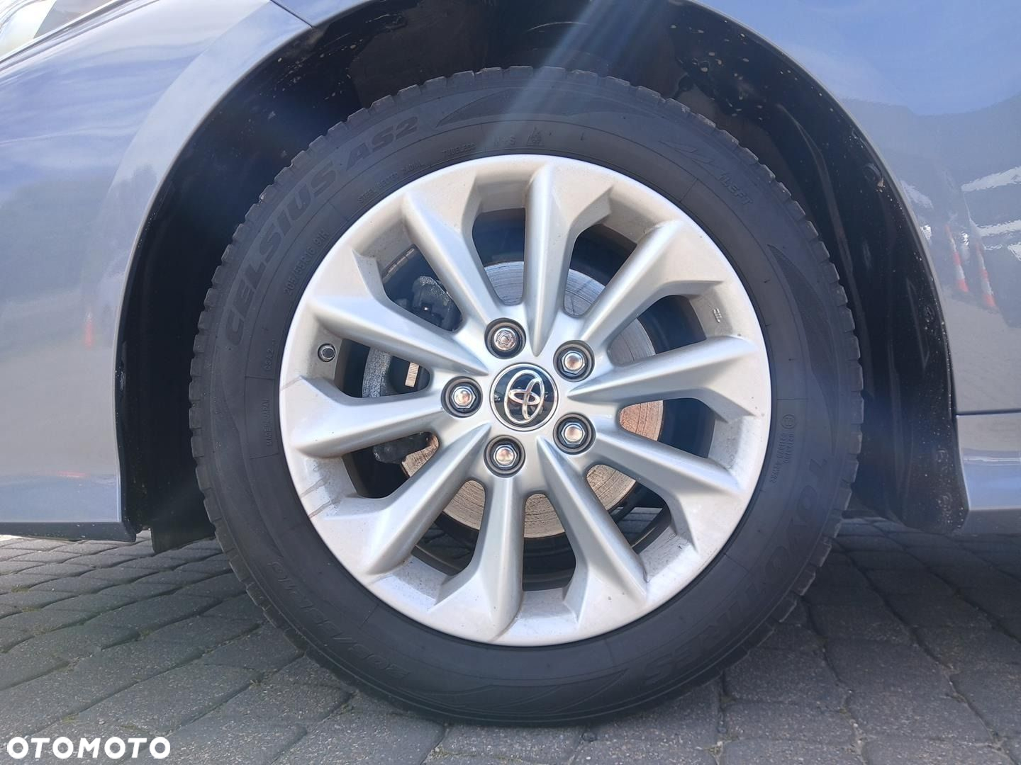 Toyota Corolla - 28
